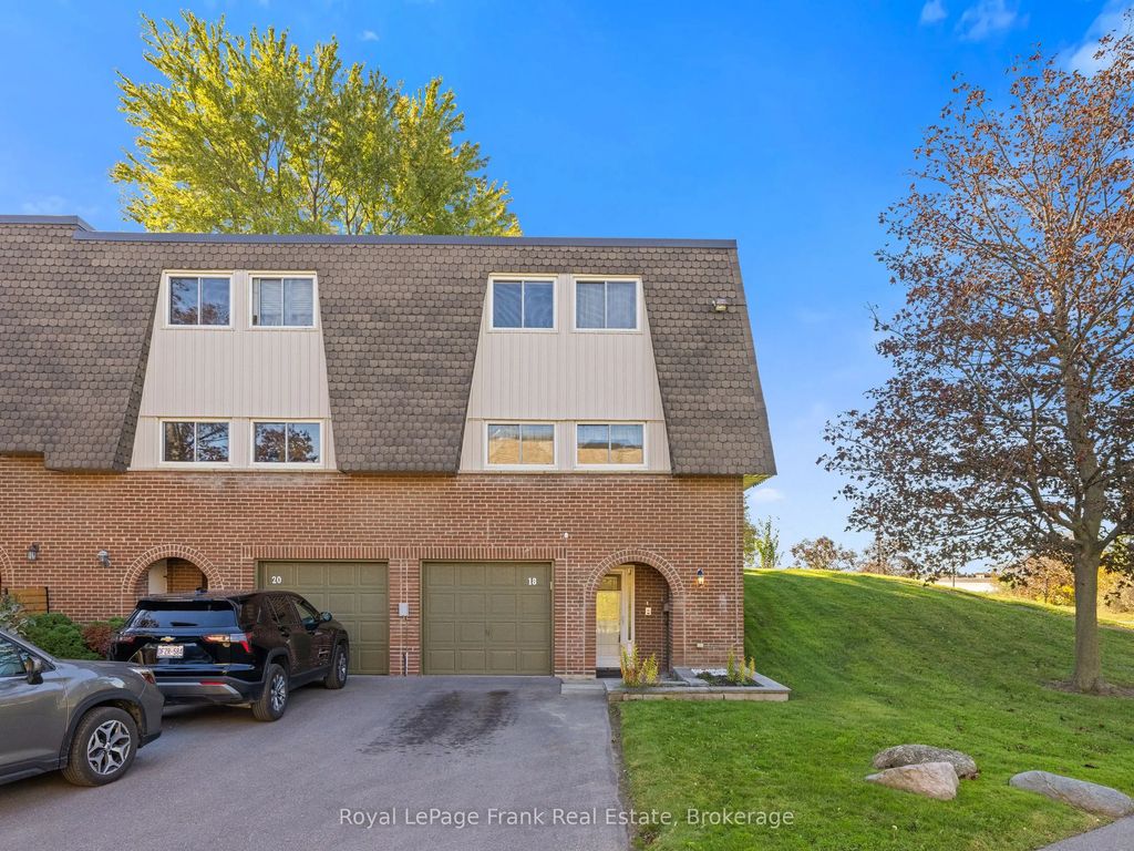 18 Reygate Court, Ajax