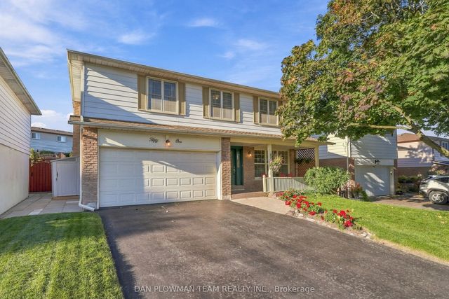 51 Rosalynne Avenue, Clarington