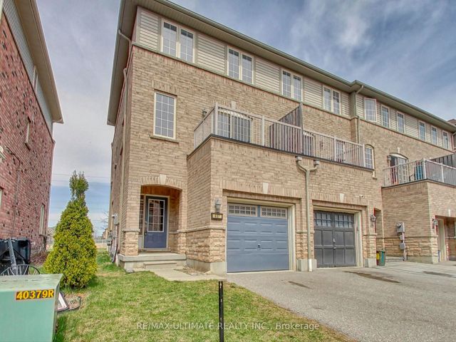 487 Rossland Road E, Ajax