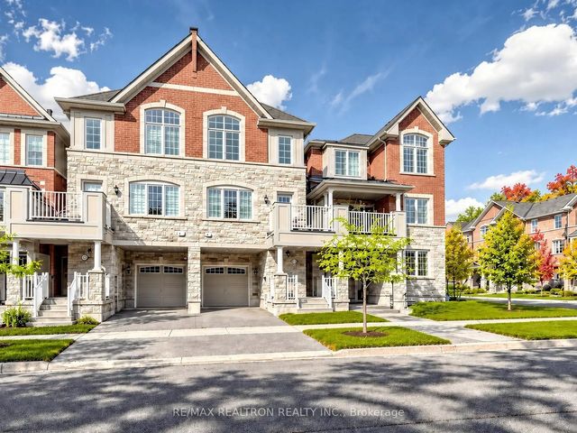 1072 Clipper Lane, Pickering