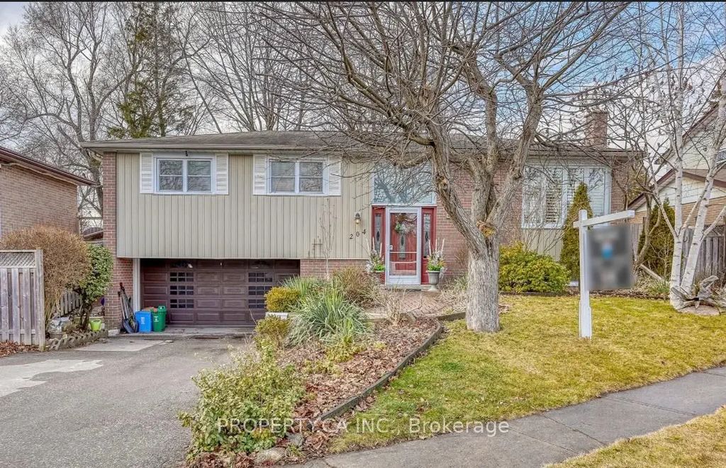 204 Mason Drive Upper, Whitby