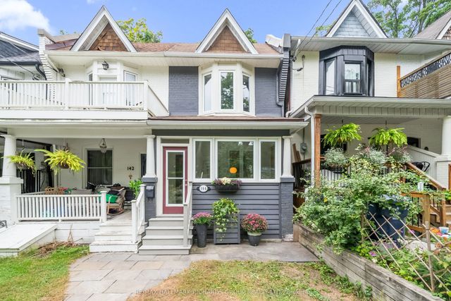 144 Beech Avenue, Toronto E02