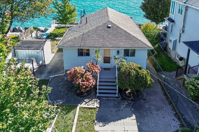 135 Cedar Crest Beach Road, Clarington