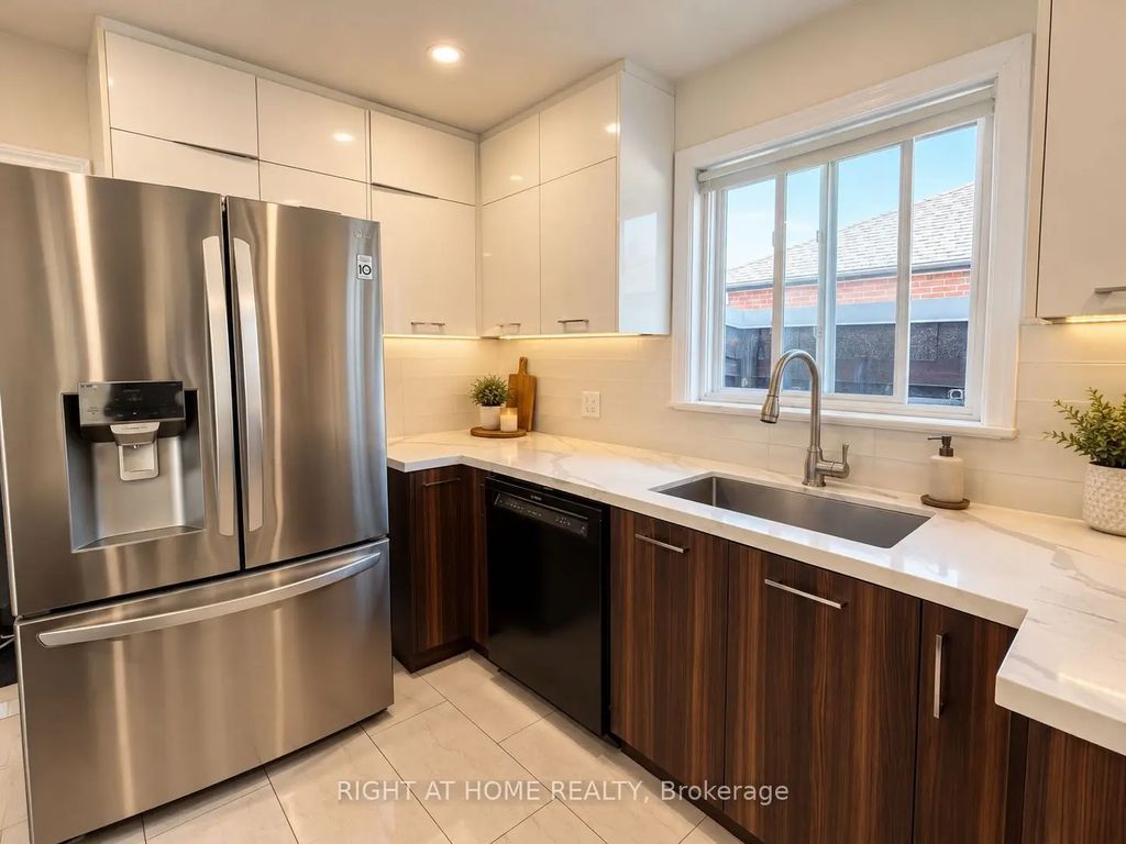 85 Ranstone Gardens, Toronto E04