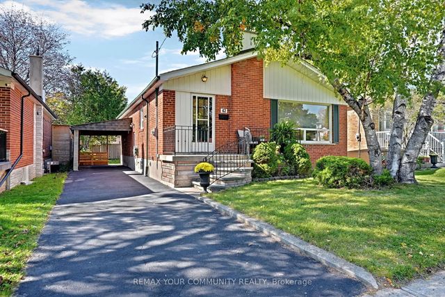 42 Beacon Road, Toronto E04