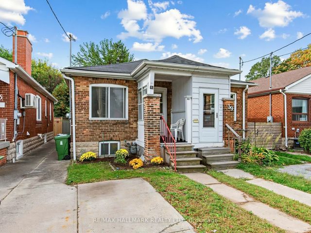 41 Gowan Avenue, Toronto E03