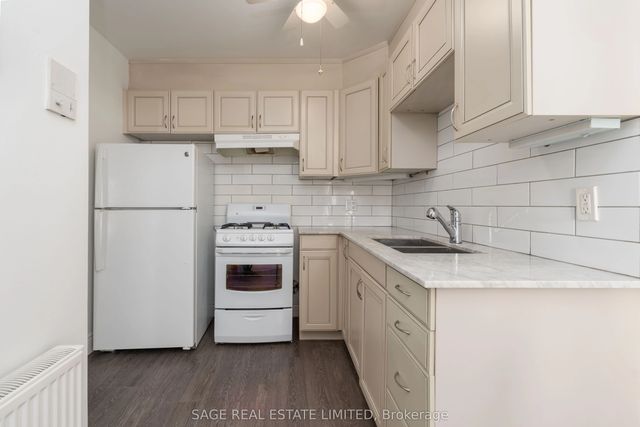 8 Brookmount Road 1b, Toronto E02
