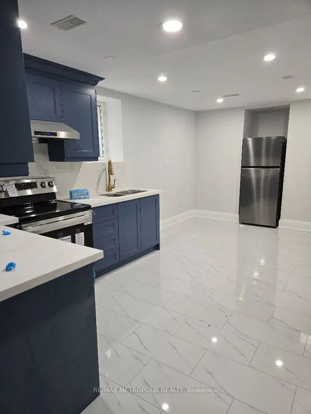 1136 Enchanted Crescent Basement, Pickering