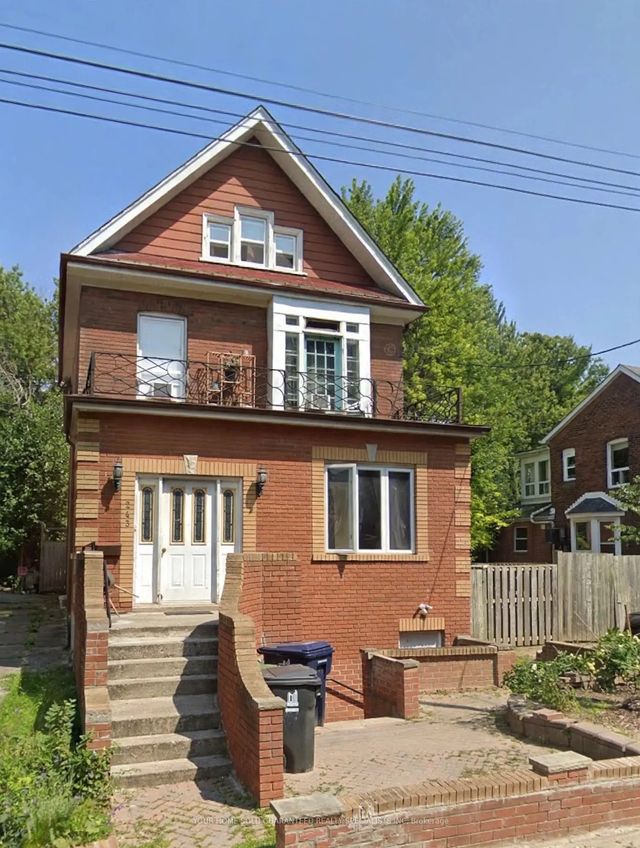 243 Woodfield Road 2nd Floor, Toronto E01