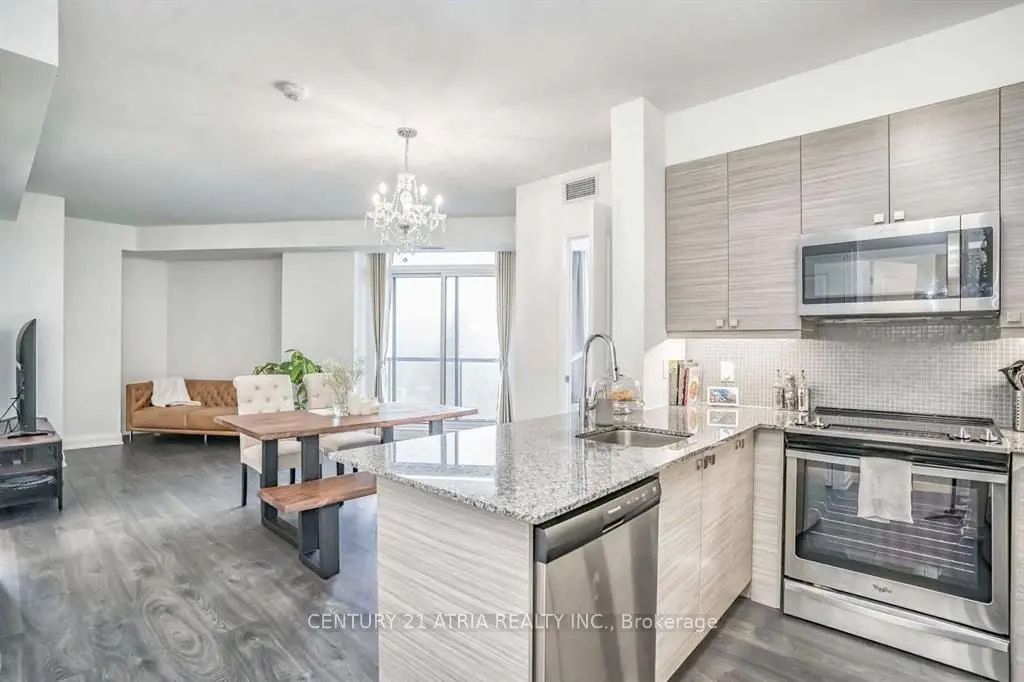 3655 Kingston Road 503, Toronto E08