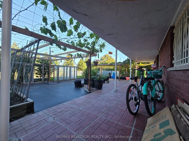 23 Morbank Drive Basement, Toronto E05