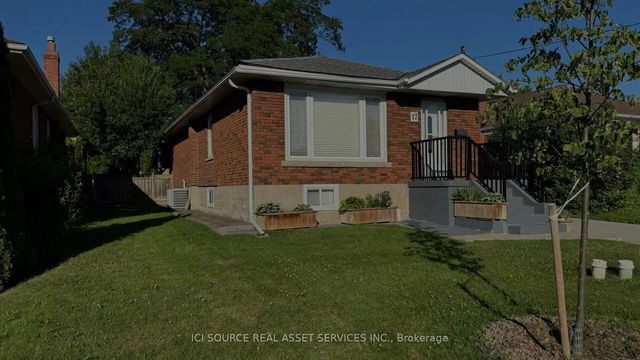 17 Hubert Avenue Lower Level, Toronto E04