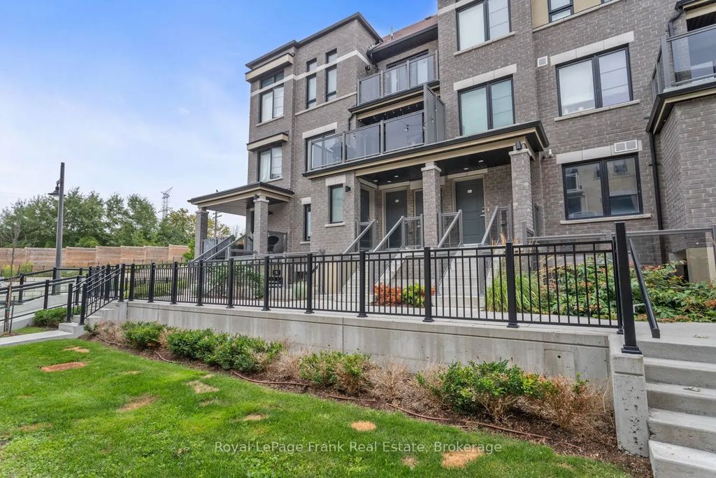 28c Lookout Drive 17, Clarington
