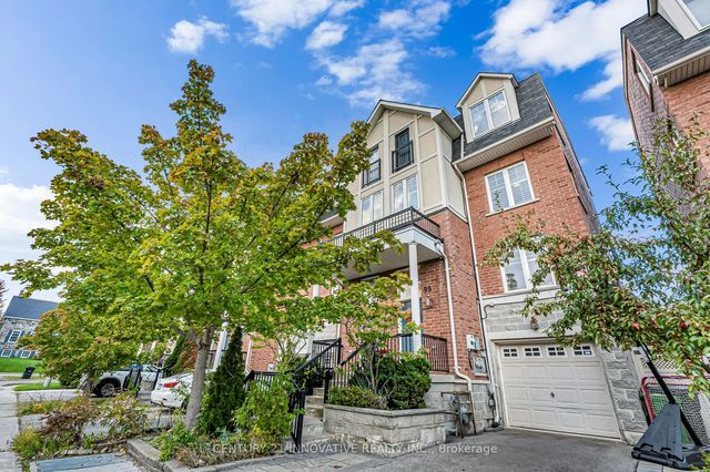 99 John Bell Crescent, Toronto E04