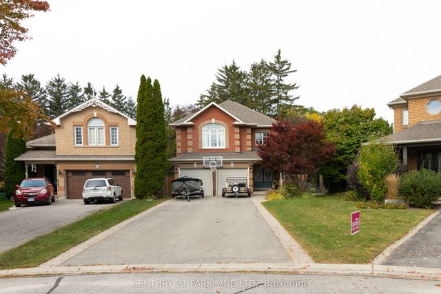 18 Napier Court, Whitby