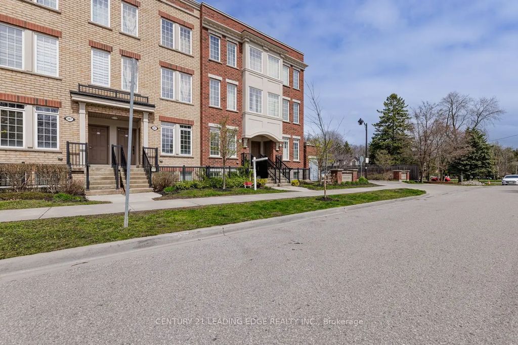 387 Beechgrove Drive 88, Toronto E10