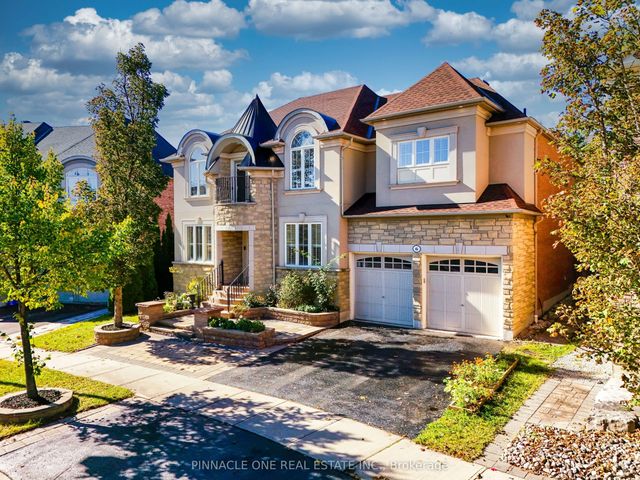 6 Dolby Crescent, Ajax