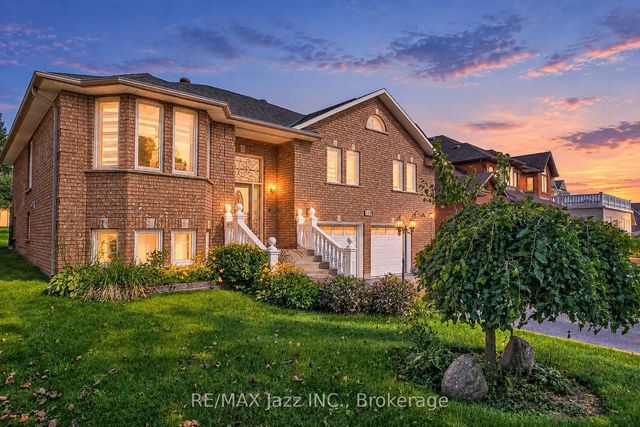 119 Elizabeth Street, Oshawa