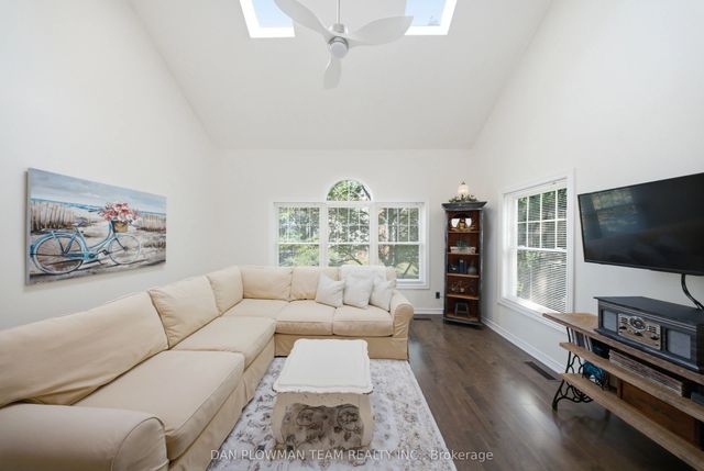 1661 Nash Road H-14, Clarington
