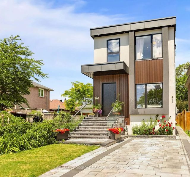 10 Hamstead Avenue, Toronto E03