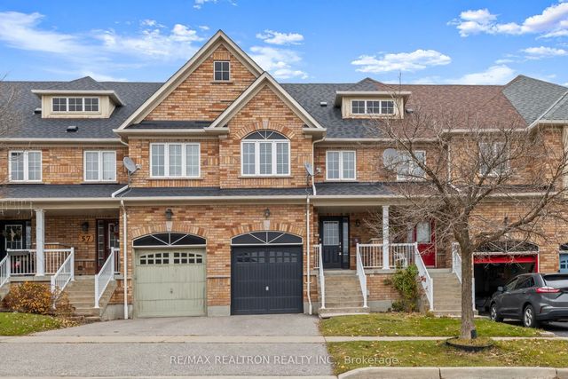55 Atlantis Drive, Whitby