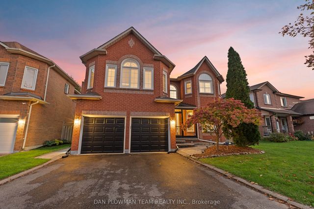 1603 Dellbrook Avenue, Pickering