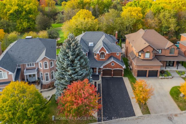 82 Roberson Drive, Ajax