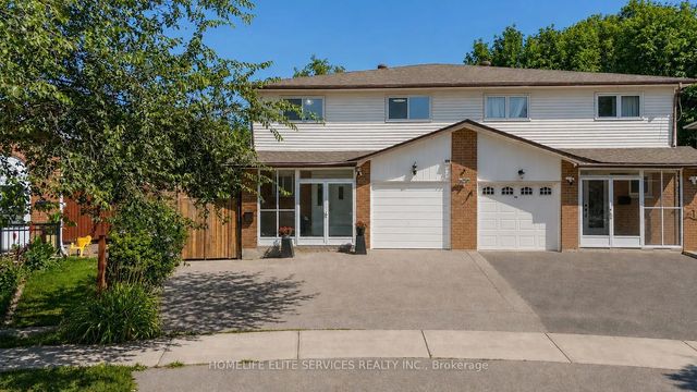 44 Greenhedges Court, Toronto E11
