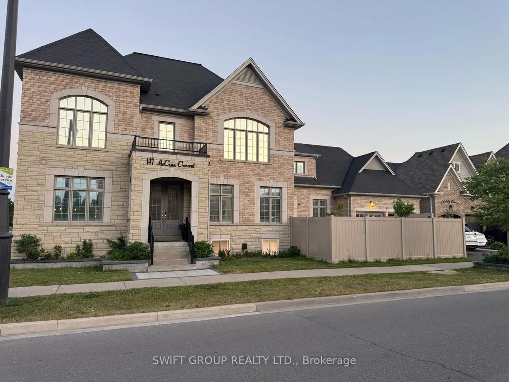 147 Mccann Crescent, Bradford West Gwillimbury