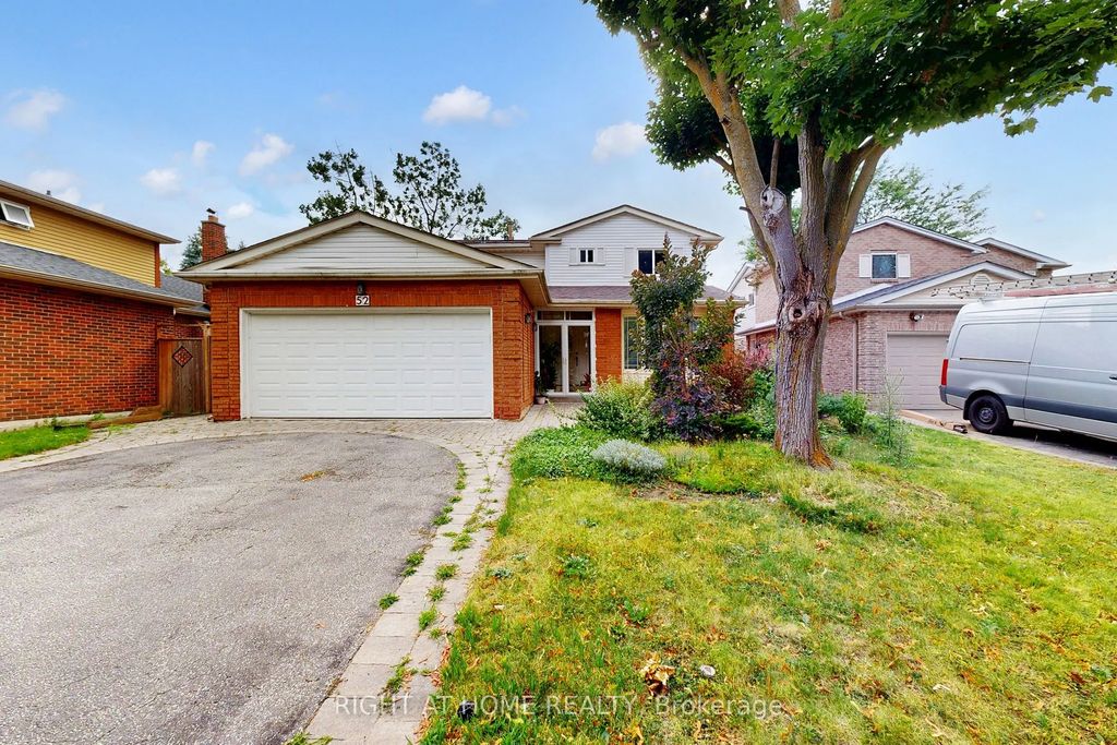 52 Breckonwood Crescent, Markham