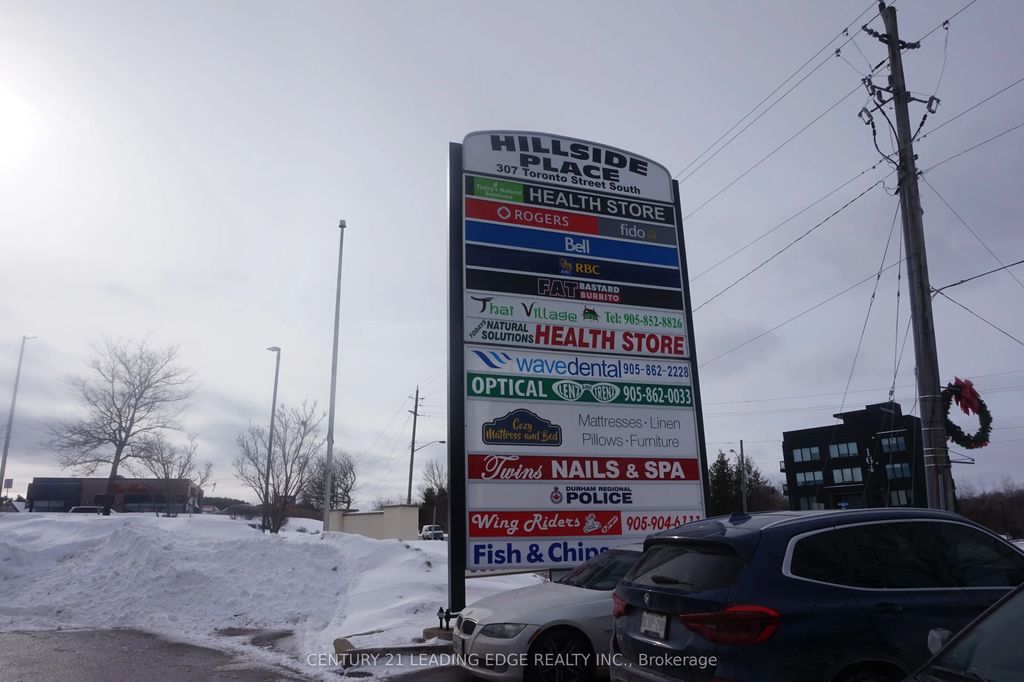 307 Toronto Street S 5, Uxbridge