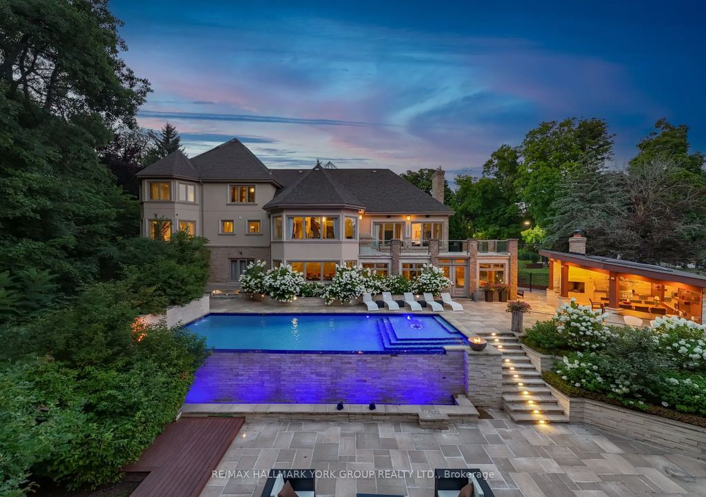 24 Dew Drop Court, Vaughan