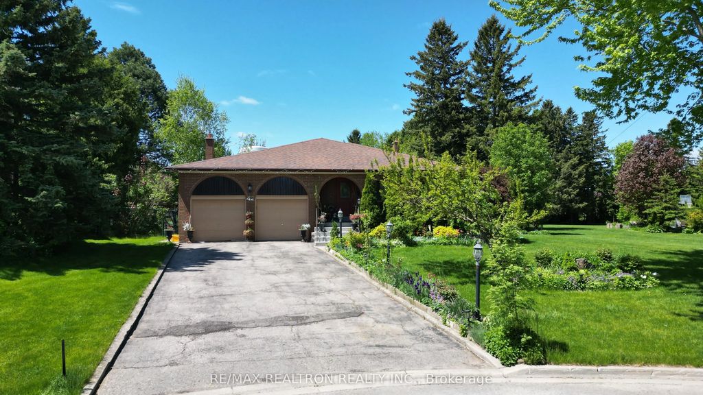 42 Banner Lane, King