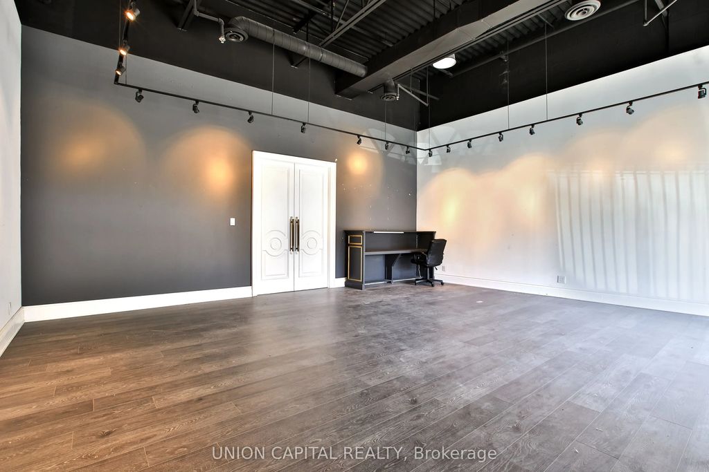 20 Wertheim Court 34, Richmond Hill