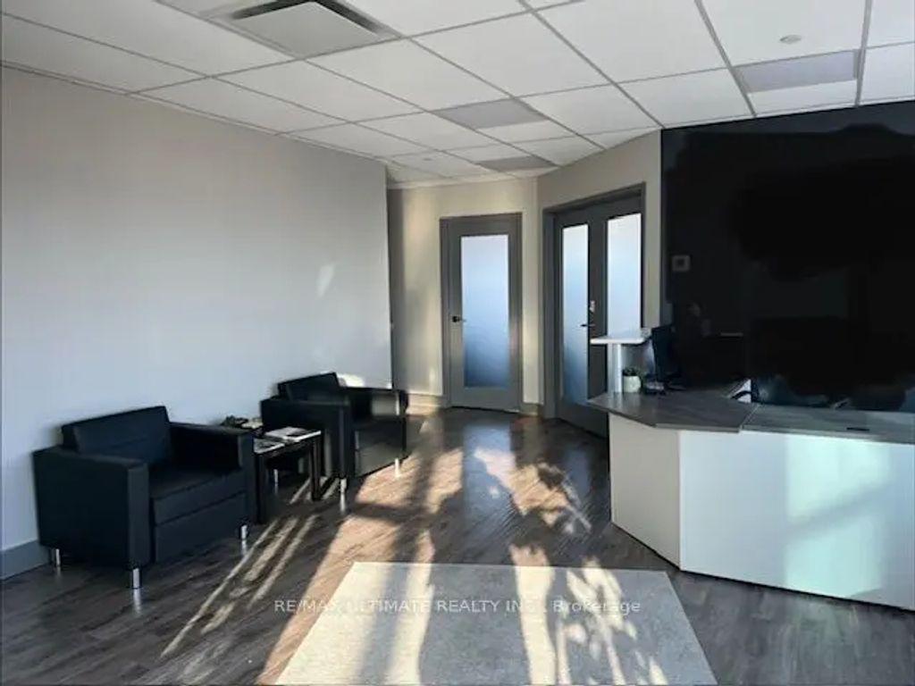 261 Chrislea Road, Vaughan