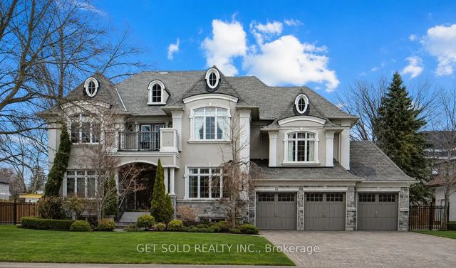 8 Thornhill Avenue, Vaughan