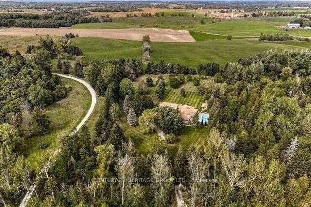 7670 19th Side Road, King