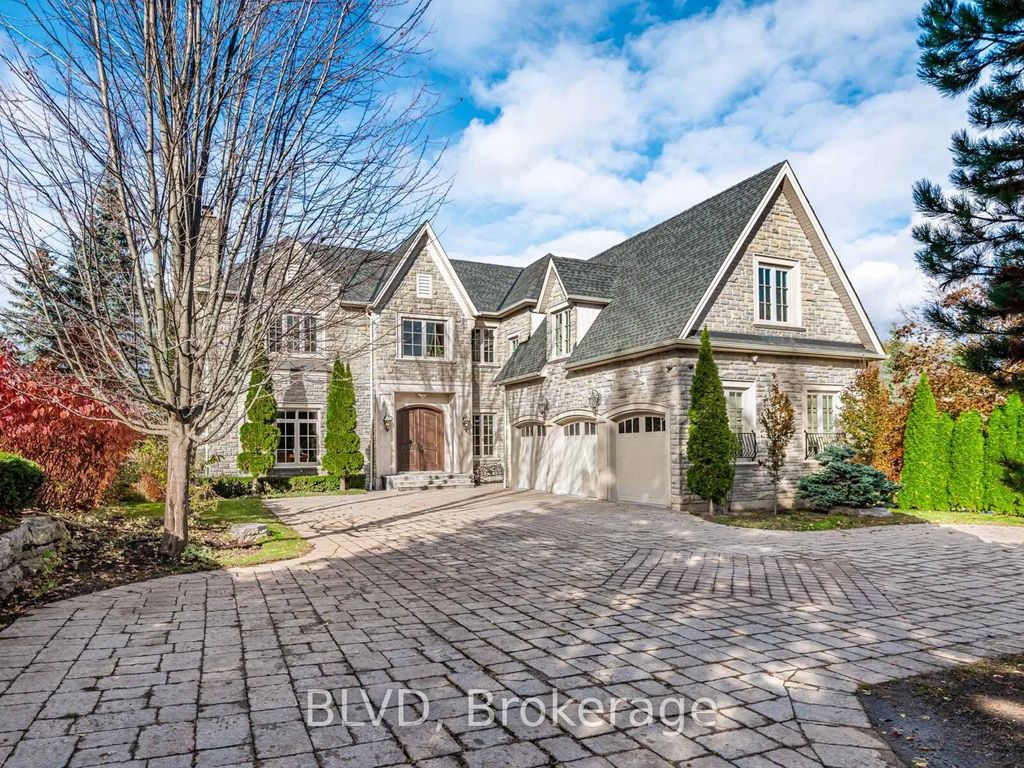 636 Sunset Beach Road, Richmond Hill