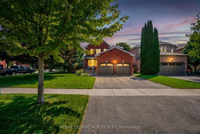 165 Bonny Meadows Drive, Aurora