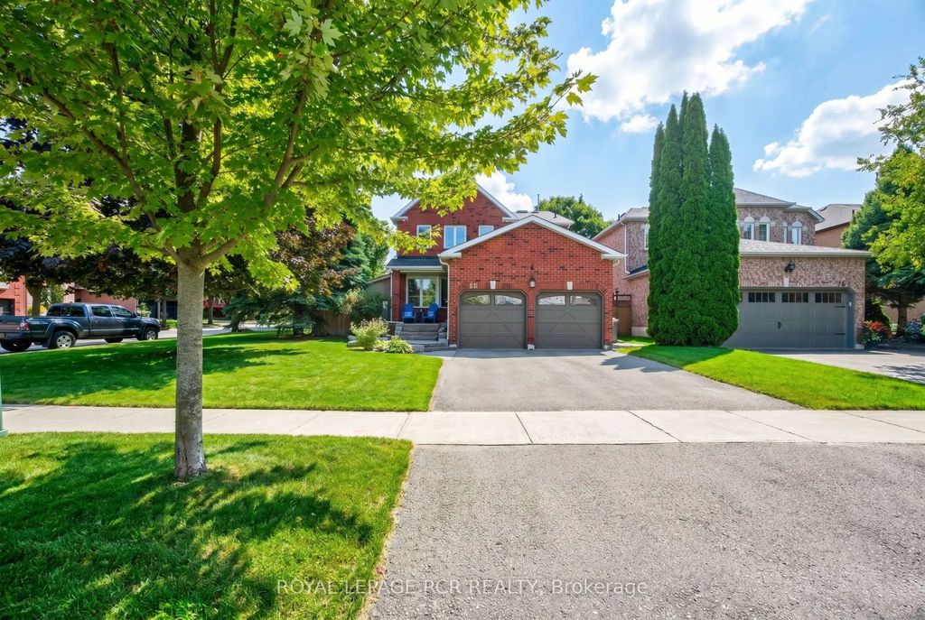 165 Bonny Meadows Drive, Aurora