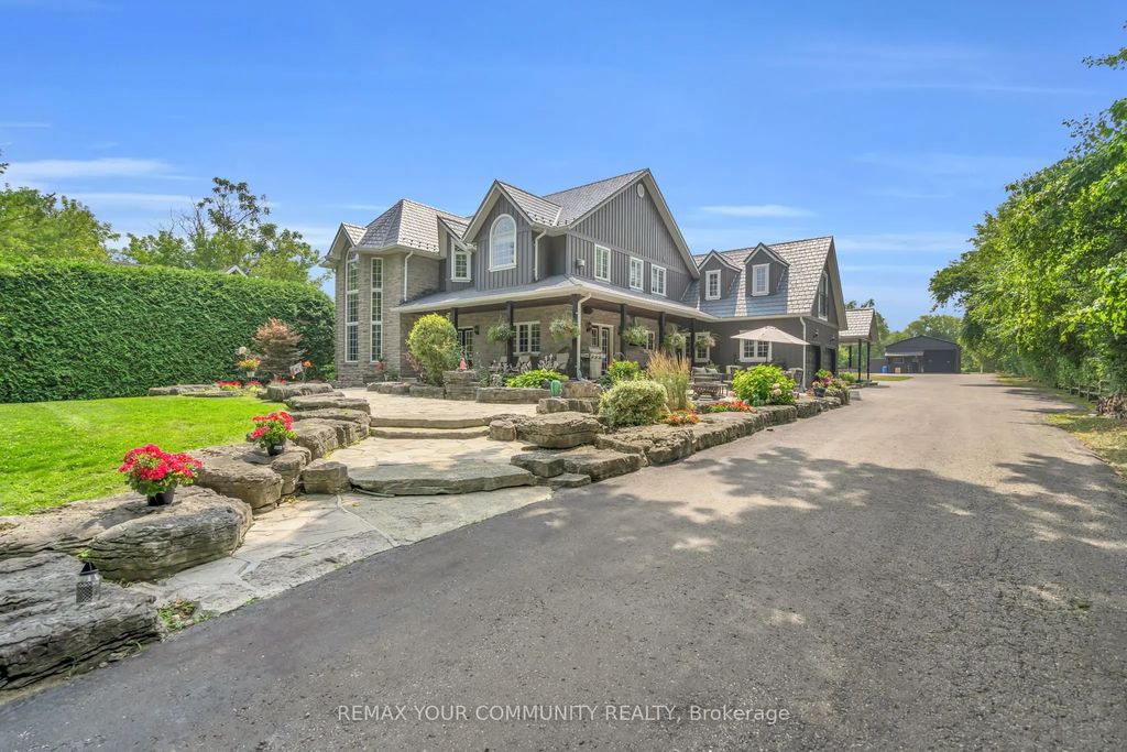 515 Lake Drive E, Georgina