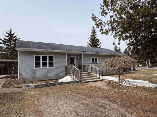 1672 St Johns Road, Innisfil