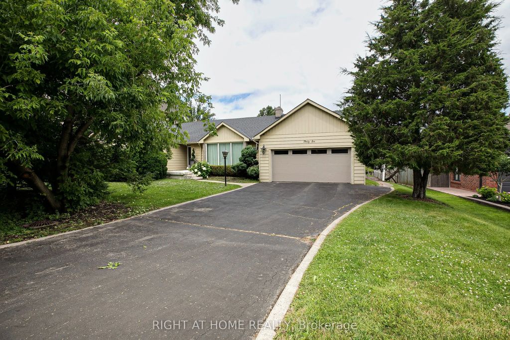 46 Roosevelt Drive, Richmond Hill