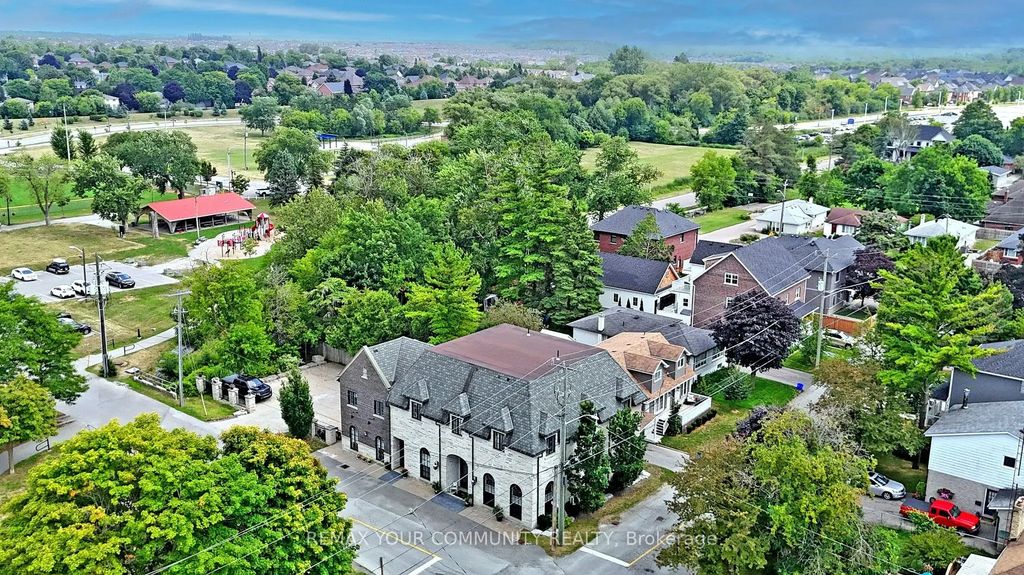 42 Somerville Street, Whitchurch-Stouffville