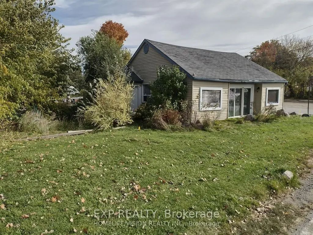 51 Lake Drive, Georgina