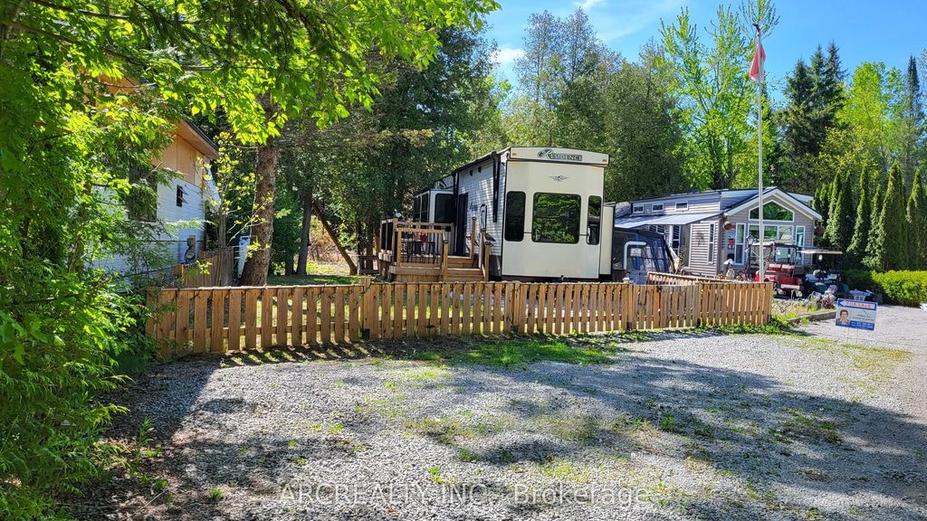 69 Horseshoe Circle, Georgina