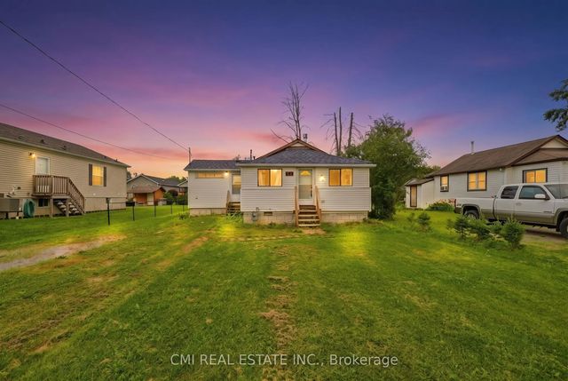 795 Third Avenue, Georgina