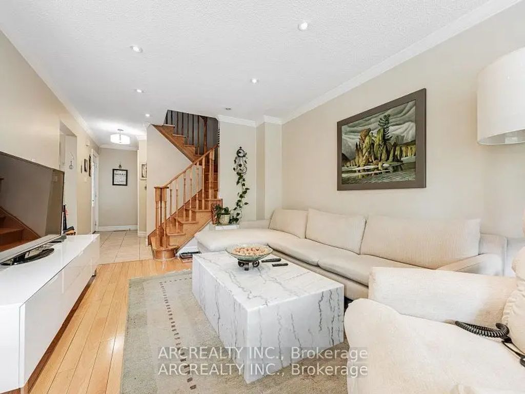 49 White Boulevard, Vaughan