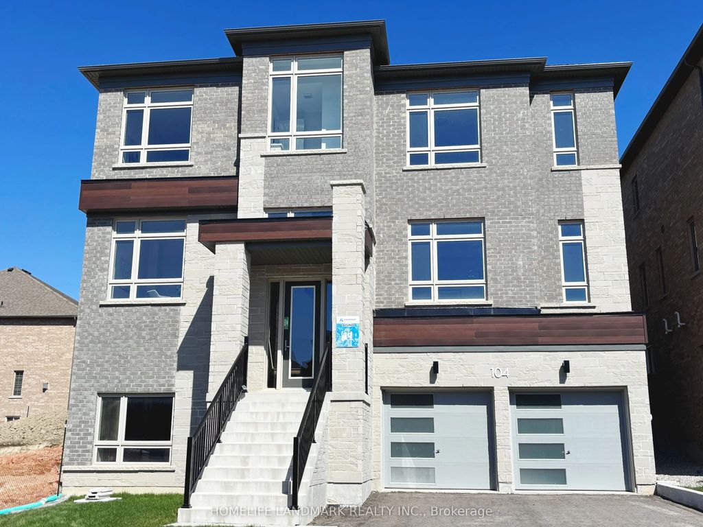 104 Wraggs Road, Bradford West Gwillimbury