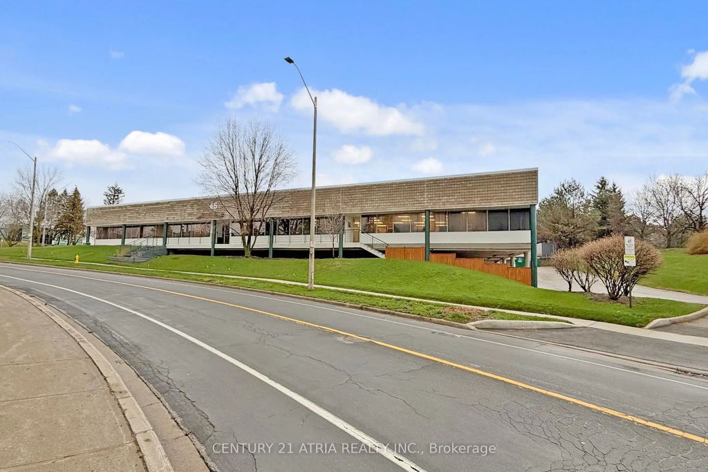 45 Mcintosh Drive, Markham